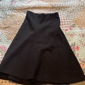 Old Navy Skirt • 18